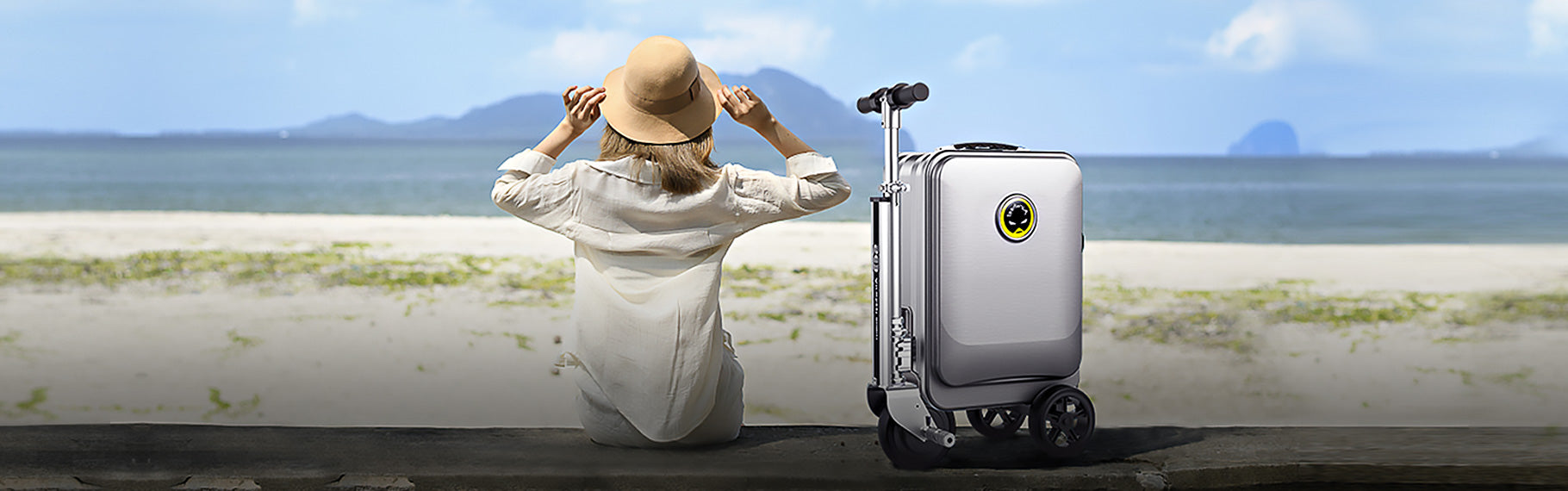 Airwheel-SE3MiniT-smart-luggage-Get-Ready-to-Ride-The-Airwheel-SE3S-Motorized-Luggage-for-Smooth-and-Stylish-Travel-06